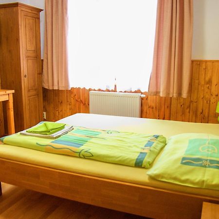 Vila Pod Bránou Poprad Habitación foto