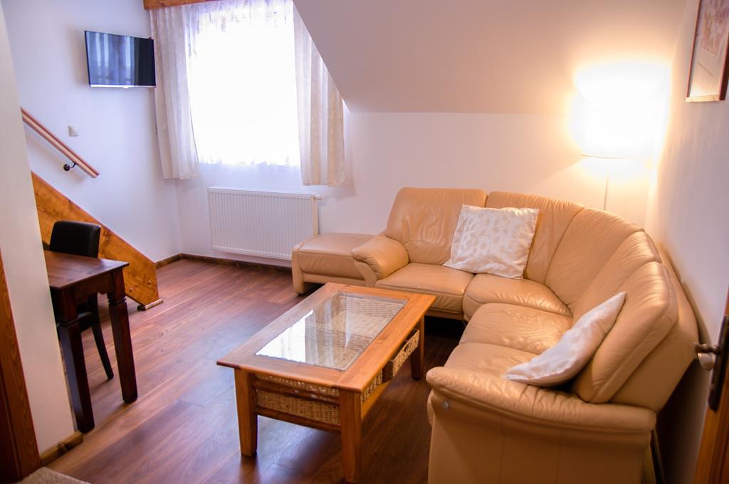 Vila Pod Bránou Poprad Exterior foto