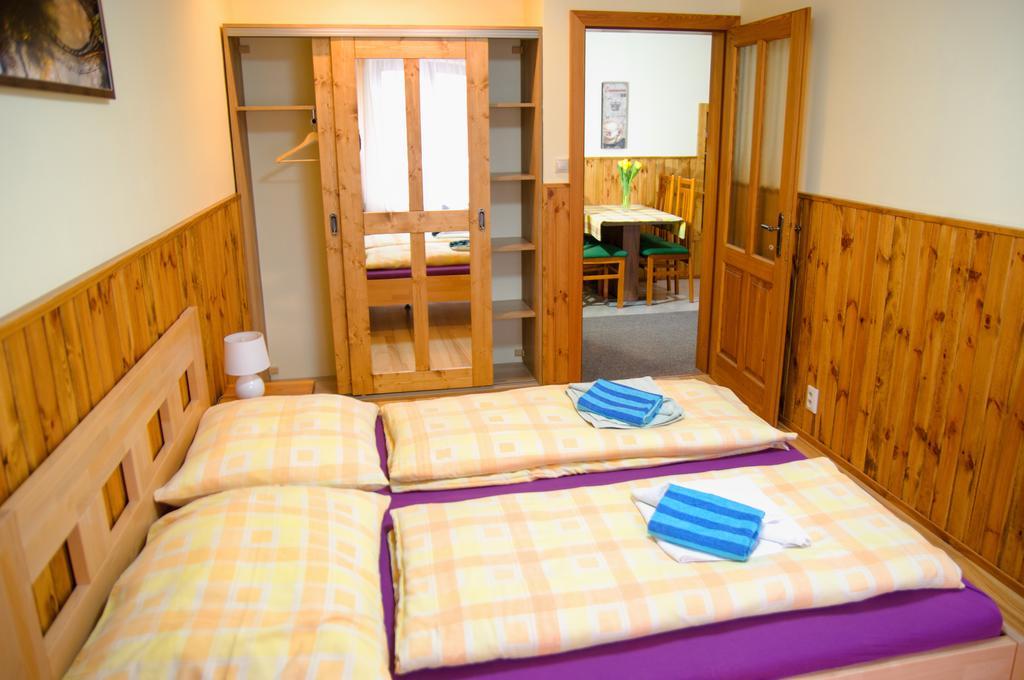 Vila Pod Bránou Poprad Exterior foto