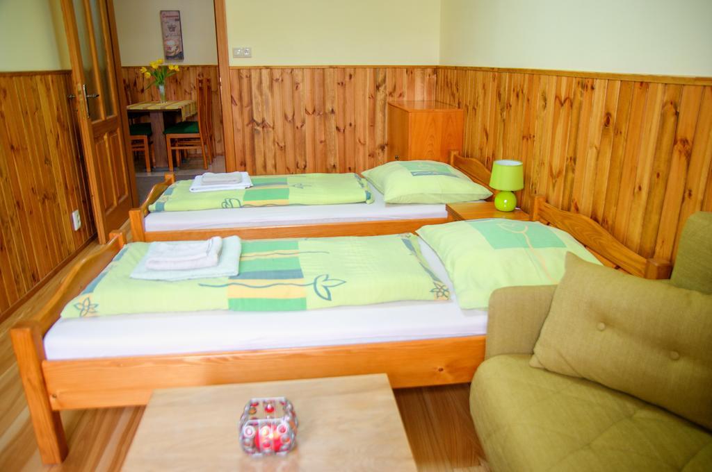 Vila Pod Bránou Poprad Exterior foto